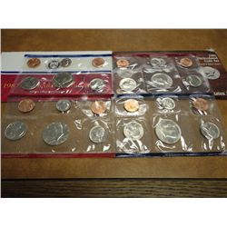1985 & 87 US MINT SETS P/D (WITH ENVELOPES)