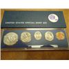 Image 2 : 1967 US SPECIAL MINT SET WITH BOX