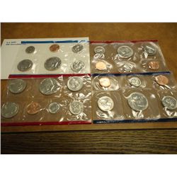 1981 P/D/S & 1985 US MINT SETS P/D (WITH ENVELOPE)