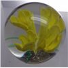 Image 2 : Yellow Flower Glass Paperweight