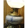 Image 2 : Beautiful "Gone with the Wind" Style Lamp. 18" tall, Dutch Scene, Electric