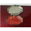 Image 8 : LOVELY COMPACT MARKED "MONDAINE" NEW YORK USA. THERE IS AN ENAMEL GLOSS