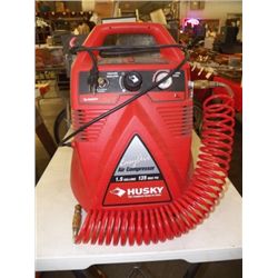 Husky 1.5 Gallon Air Compressor