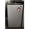 Image 1 : SANYO BAR FRIDGE