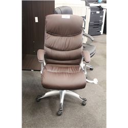 BROWN LEATHER HIGH BACK EXECUTIVE CHAIR (13)