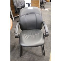 CAPRICE BLACK LEATHER CLIENT CHAIR
