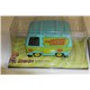 Image 2 : LOT OF 2 DIE-CAST METAL BODY SCOOBY-DOO THE MYSTERY MACHINE VANS NEW IN BOX