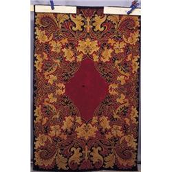 Alfombra de Bruselas de fabricación industrial, S.XIX-XX. Medidas: 208 x 132 cms...