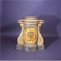 Plinto ‚poca transición Carlos III-Carlos IV de forma arquitectónica.Trabajo español, h. 1770 Alt...
