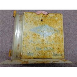 Rain Gauge Advert. Valliant Laurel DE