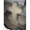 Image 1 : CONCRETE - CROSS - LARGE