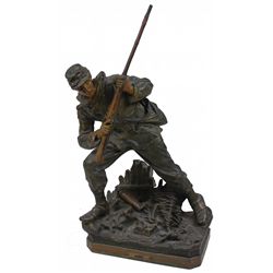 Army and Navy Statues