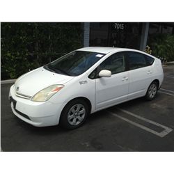 2004 TOYOTA PRIUS 4D HATCHBACK 4 CYL.