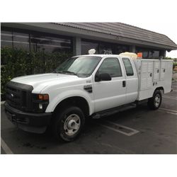 2008 FORD F-350 1 TON 4X4 SERVICE EXTENDED CAB 8 CYL.