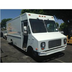 1995 GMC P30 DELIVERY VAN 8 CYL.