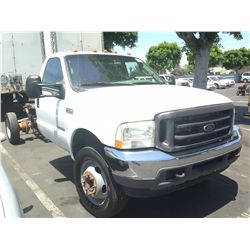 2003 FORD F-450 1.5 TON CAB & CHASSES 8 CYL.