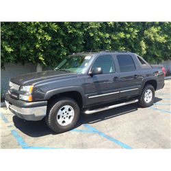 2004 CHEVROLET AVALANCH 3/4 TON 4X4 CREW CAB 8 CYL.