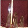 Image 1 : 3-Cut Glass Pyramids