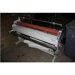 MASTER LAMINATOR