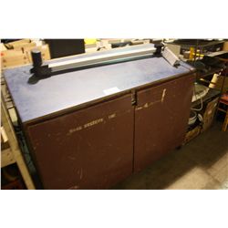 MOBILE TOOL CABINET