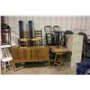 Image 1 : ASSORTED FURNITURE