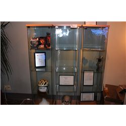 3 DISPLAY CASES, 1 RECEPTION TABLE