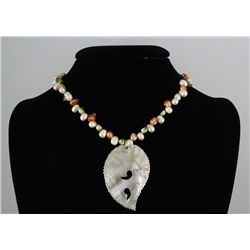 186.79CTW 18" WHITE-GREEN-ORANGE FRESHWATER CAPIZ PENDANT/MOTHER OF PEARL NECKLACE METAL LOCK PHILIP