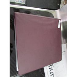 BINDER - SPORTS TRADING CARDS - HOCKEY - PURPLE