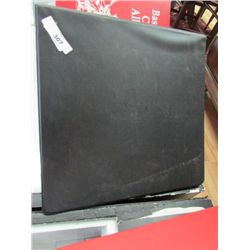 BINDER - SPORTS TRADING CARDS - BASEBALL