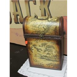 DECORATIVE BOX