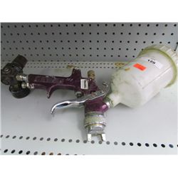 GRAVITY FEED AIR PAINT GUN