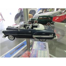 COLLECTABLE DIE CAST MODEL CAR - BLUE