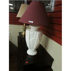 TABLE LAMP - WHITE