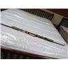 Image 1 : VINTAGE SHAKESPEARS ARCHER'S BOW WITH ARROWS