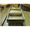 Image 3 : SMALL WOODEN STORAGE CHEST ON METAL FEET