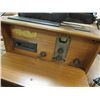 Image 3 : GRAMAPHONE STYLE CASSETTE RADIO PLAYER - 110VOLT