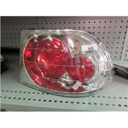 VEHICLE TAIL LIGHT HOUSING