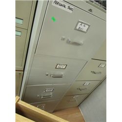 METAL FILING CABINET - 4 DRAWER