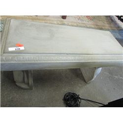 CONCRETE - BENCH - SMALL