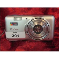 DIGITAL CAMERA - KODAK