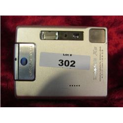 DIGITAL CAMERA - KONICA MINOLTA