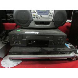 ZENITH VHS & REMOTE