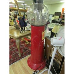 VINTAGE CANDY MACHINE -