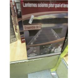 SOLAR LITES - DOCK OR DECK - 4 PK SET - STORE RETURN - MAY OR MAY NOT WORK
