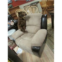 LEATHER AND MICROFIBRE RECLINING CHAIR - NEW