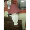 Image 1 : TABLE LAMP - WHITE