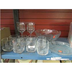 ASSORTED GLASSWARE, PIN WHEEL CRYSTAL JAR & BLUE LAMP