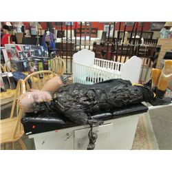 CYBORG - MOVIE PROP - SG-1 - IN NEED OF REPAIR