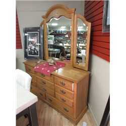 OAK DRESSER WITH  WING MIRROR - NEW - 8 DRAWER