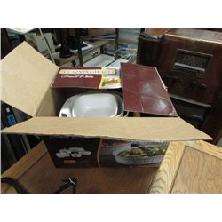 CORNING WARE - LOOKS NEW